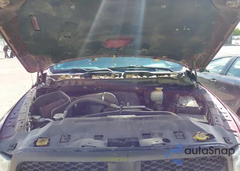 2017 Ram 1500 St z USA, uszkodzony, nr VIN 1C6RR7STXHS643198